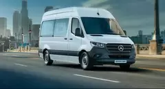 Van: O Veículo Versátil para Transporte de Pessoas e Carga.