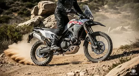 Moto Off-Road: Motocicleta de alto desempenho, projetada exclusivamente para terrenos irregulares - Imagem 1