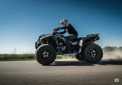 Quadriciclo: Veículo automotor de 4 rodas com capacidade de enfrentar terrenos variados - Imagem 1