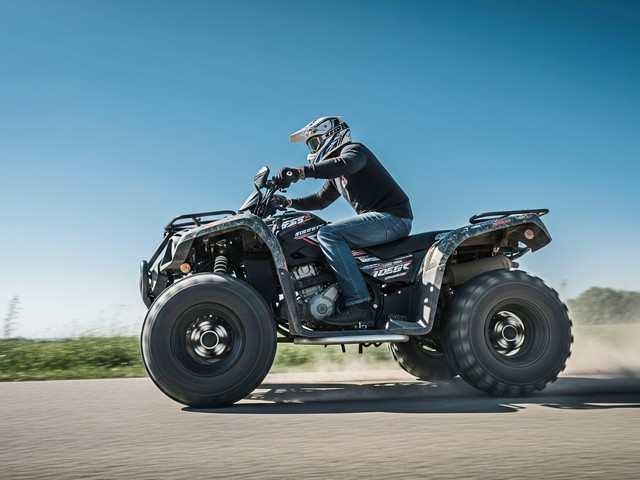 Moto Quadriciclo: Descubra o Veículo Off-Road que Revolucionou do Lazer ao Uso Profissional!